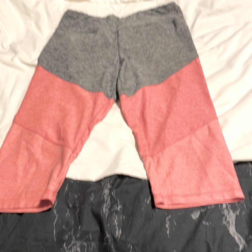Capris size L
